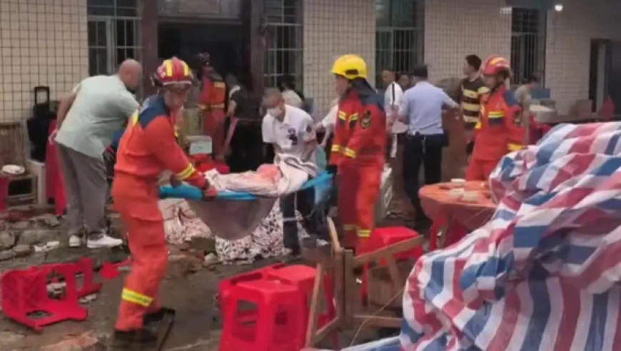 四川长宁县一升学宴墙体倒塌致5死17伤，当地曾倡导不大办升学宴