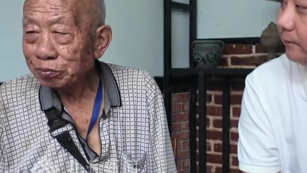 81老人卖菜获博主帮助后遇车祸去世，博主自责道歉
