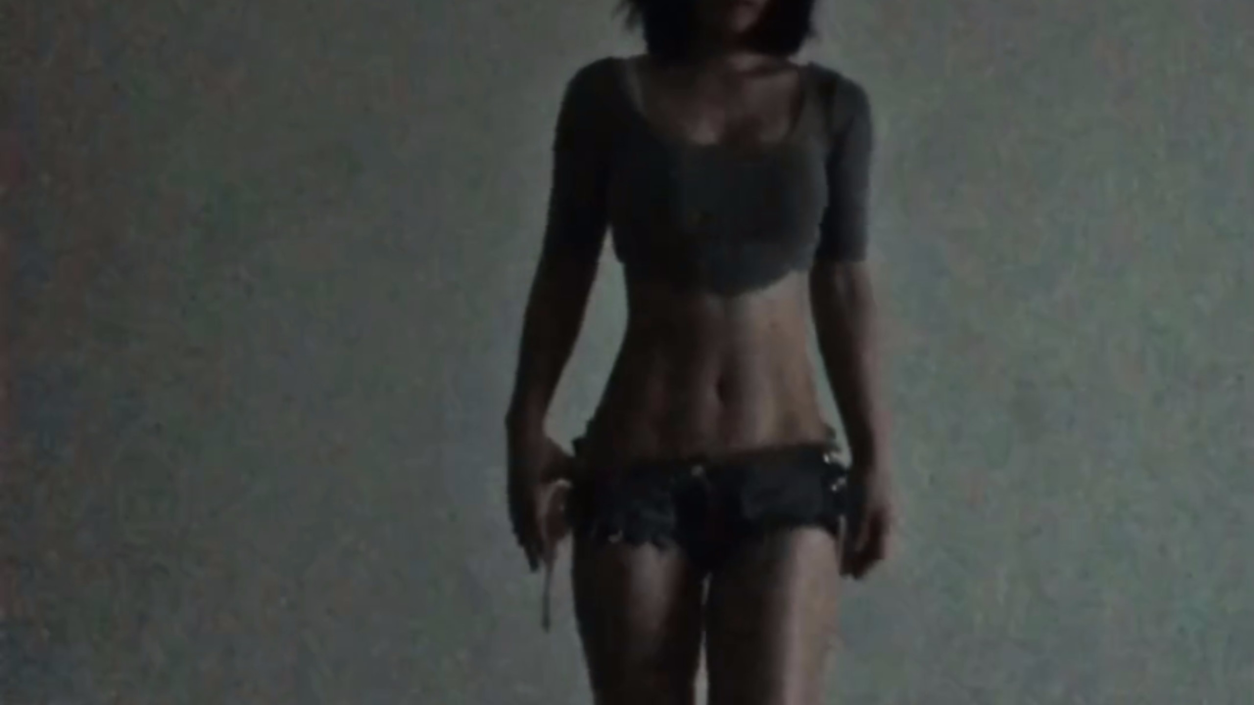 懒得拉腿了 老娘身材很曼妙